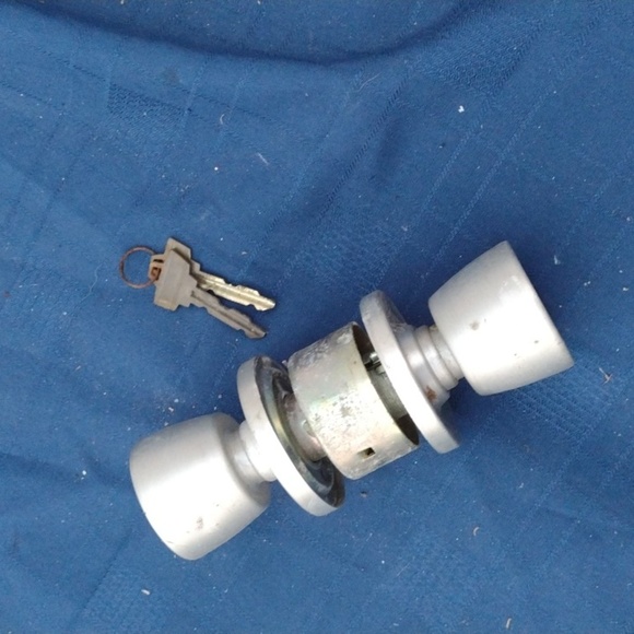 Schlage Lock - Picture 1 of 4